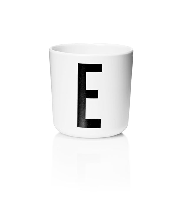 Tasse de mélamine, e