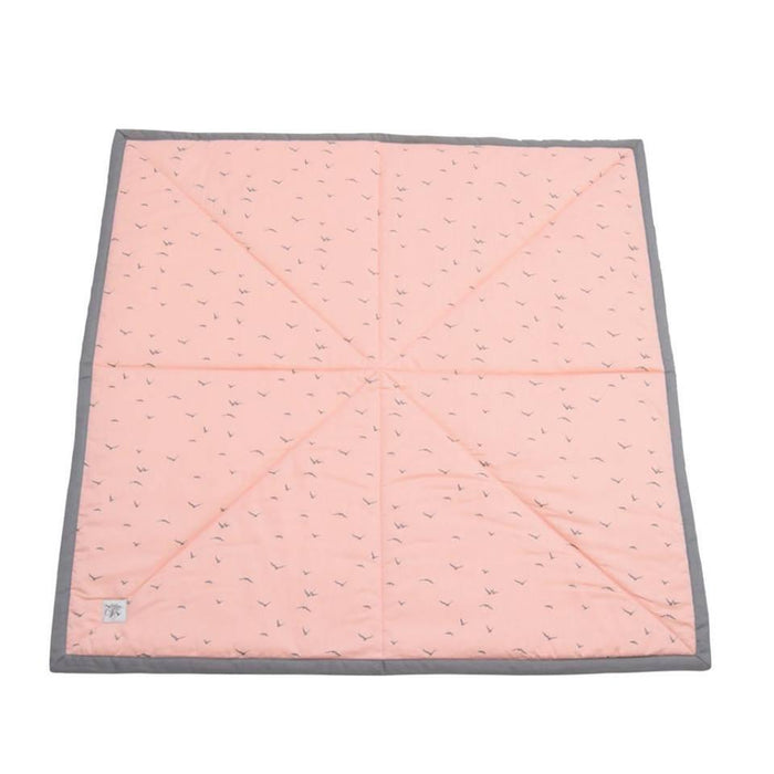 Jouer au tapis, Rose