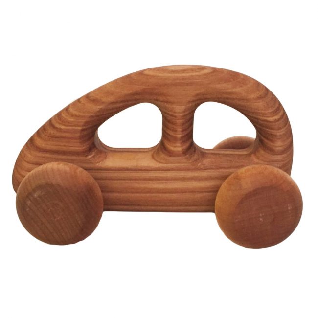 Petite voiture en bois